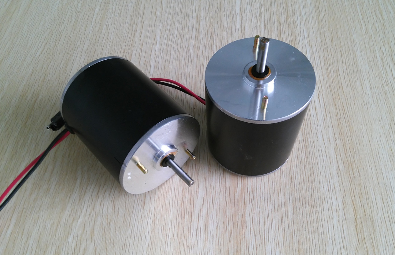 Waterproof High Torque Brushed Motor , Low RPM Dc Motor Battery Charge